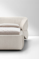 Clip Bed, view 7