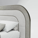 Vetrina Rounded Bed, detail of the stitched headboard