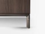 Doria Wood Luxury Chest of Drawers, detail