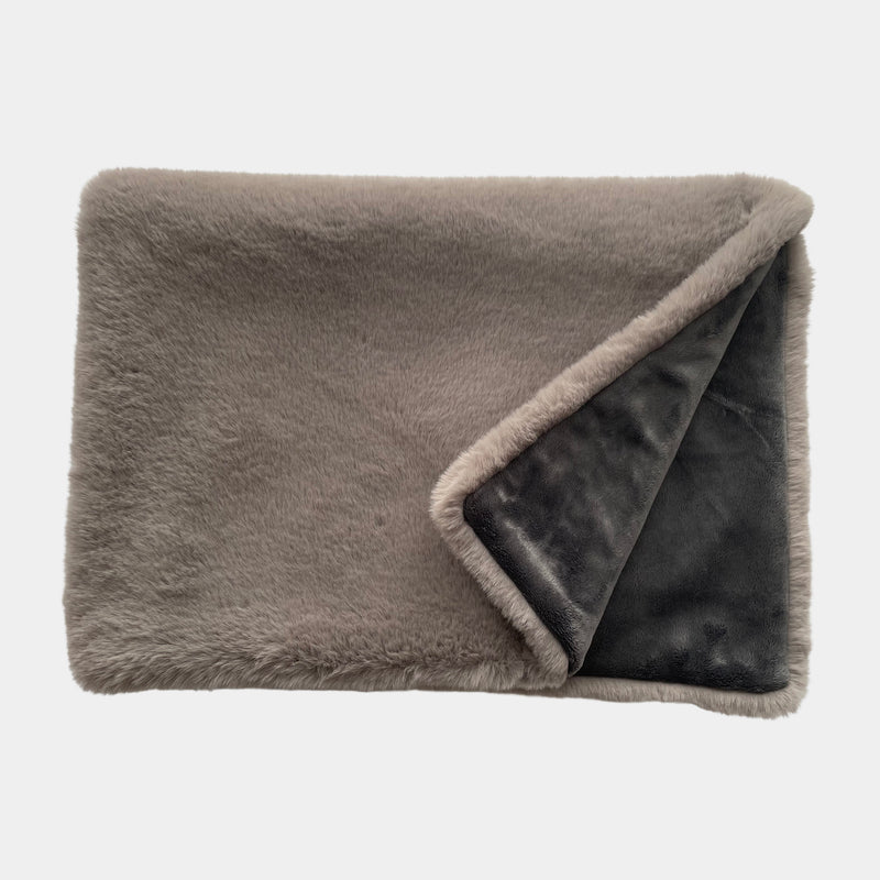 Cafe au Lait Premium Faux Fur Throw