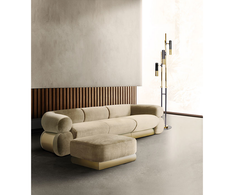 Create a lasting impression with the Fitzgerald Sofa. The low backrest and brass details evoke a sense of effortless elegance. 