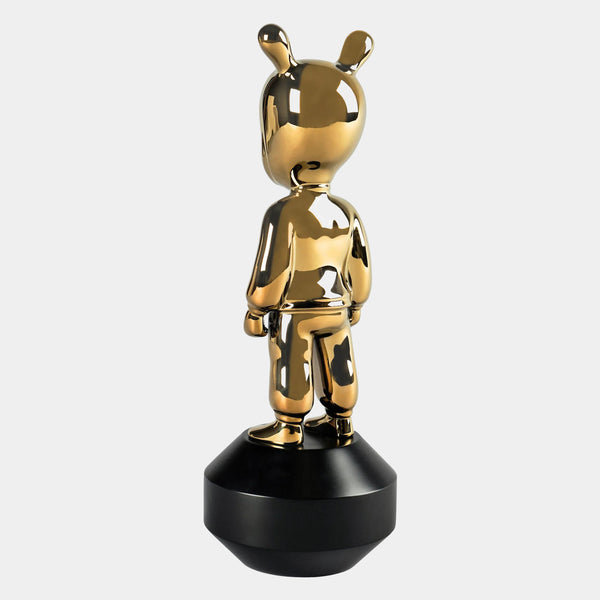 Golden Guest Rubio Sculpture