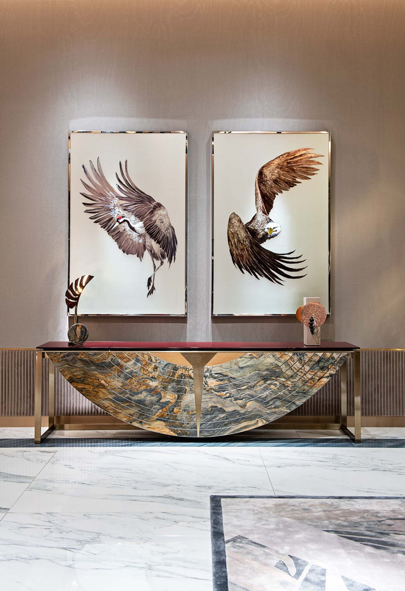 Visionnaire Callia Table Lamp: Personalise your lighting with the Callia Table Lamp. Choose from a variety of metal finishes to complement your existing decor.