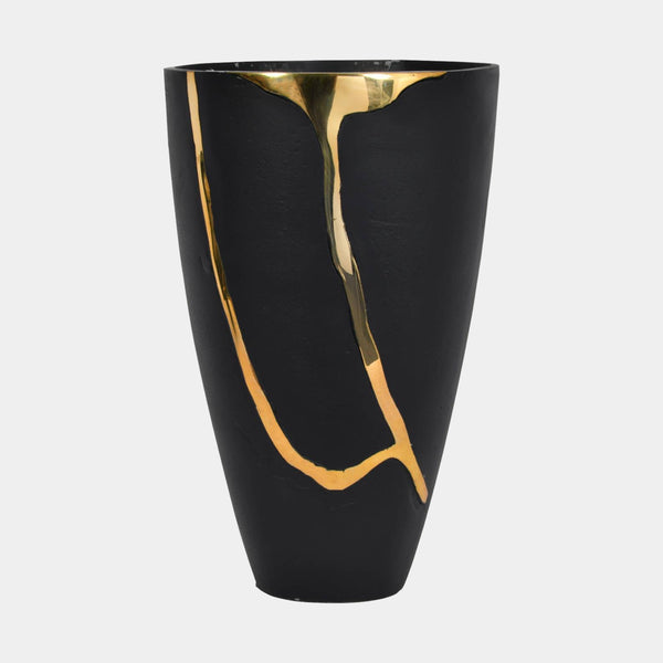 Molten Luxury Vase with Gold Lava Detail